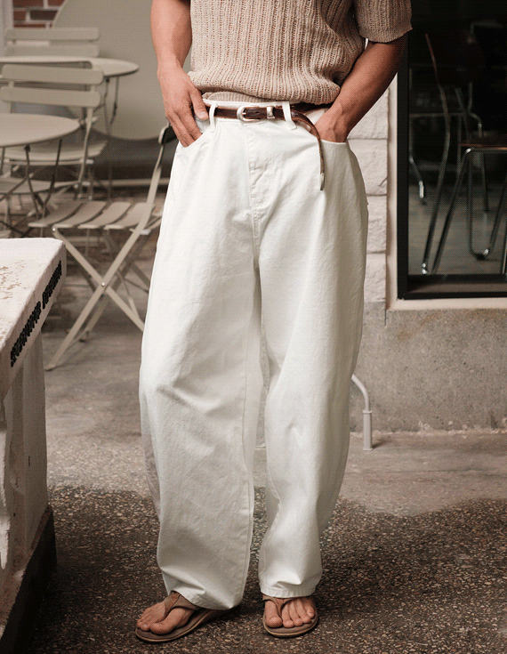 white cotton curved デニムパンツ 30503